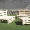 Conjunto dos sofas y una mesa de palets