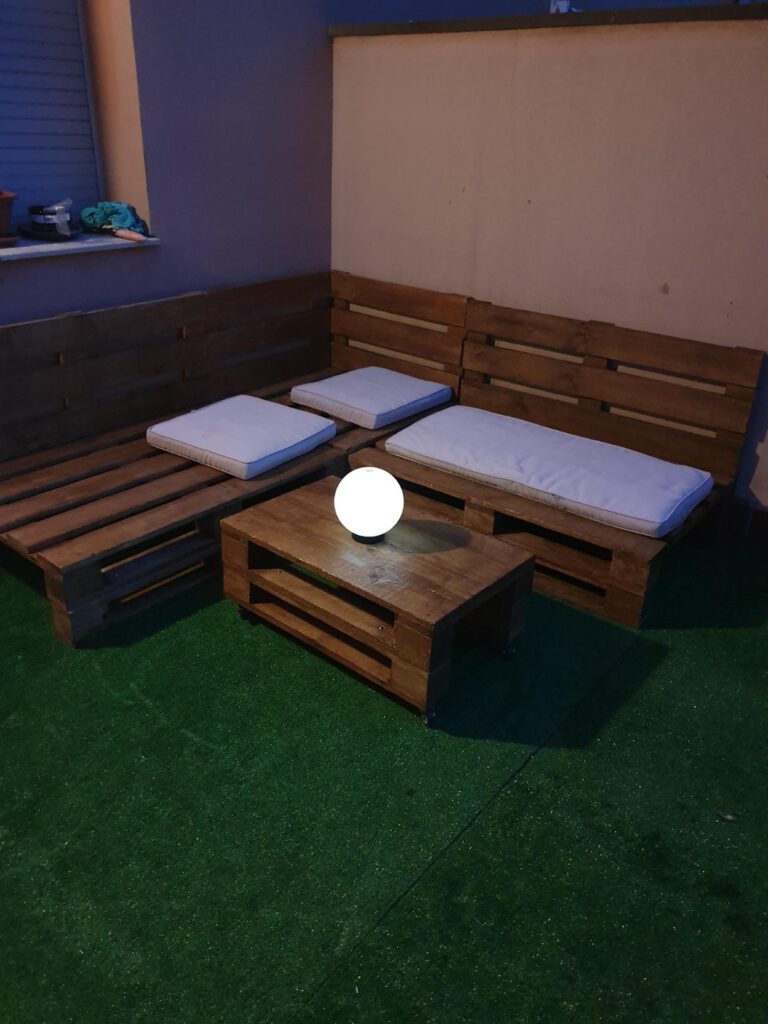 Conjunto rinconera 2 Sofás 120x80cm + rinconera 80x80cm  (total 200x200cm) + Mesa (80x48cm) photo review