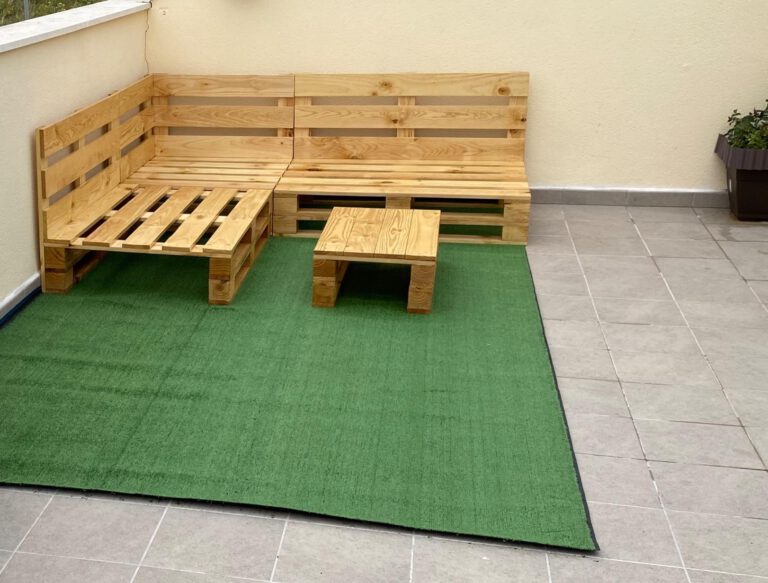 Conjunto rinconera 2 Sofás 120x80cm + rinconera 80x80cm  (total 200x200cm) + Mesa (80x48cm) photo review